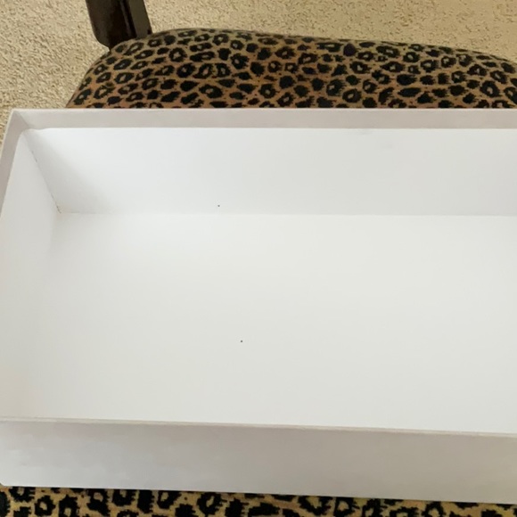 New in box Jimmy Choo romy flats 37.5 size 7. - Picture 8 of 8